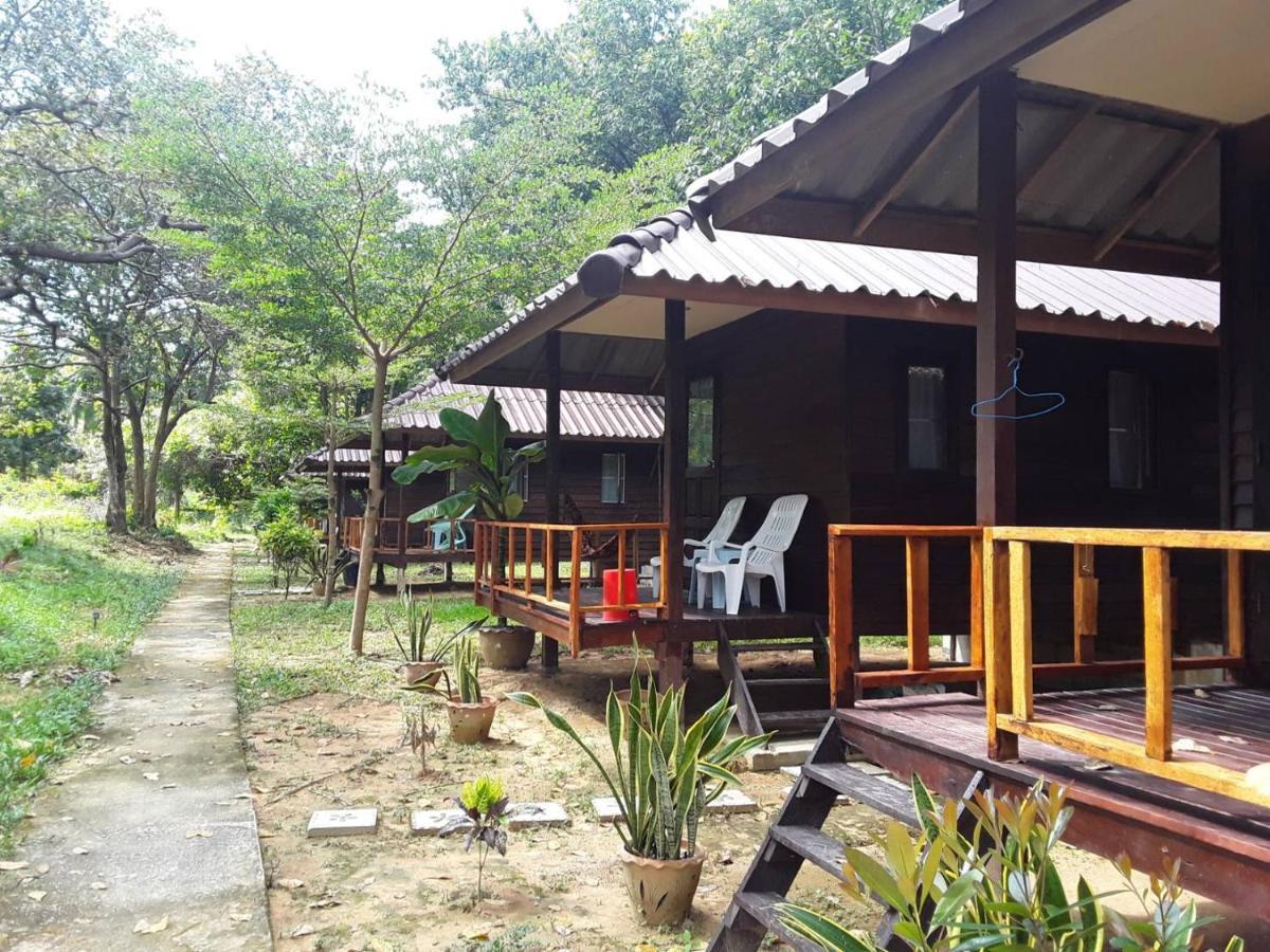 Eco Bungalow Koh Phayam Luaran gambar